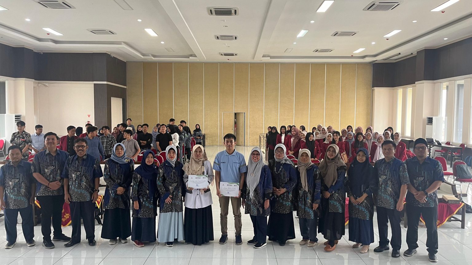 Alumni Sukses PBIO-UMM Suntikkan Virus Unggul-Prestatif