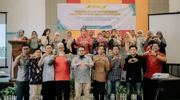 Tim UMM bersama mitra IRT Sumenep, setelah melakukan sosialisasi dan pendampingan