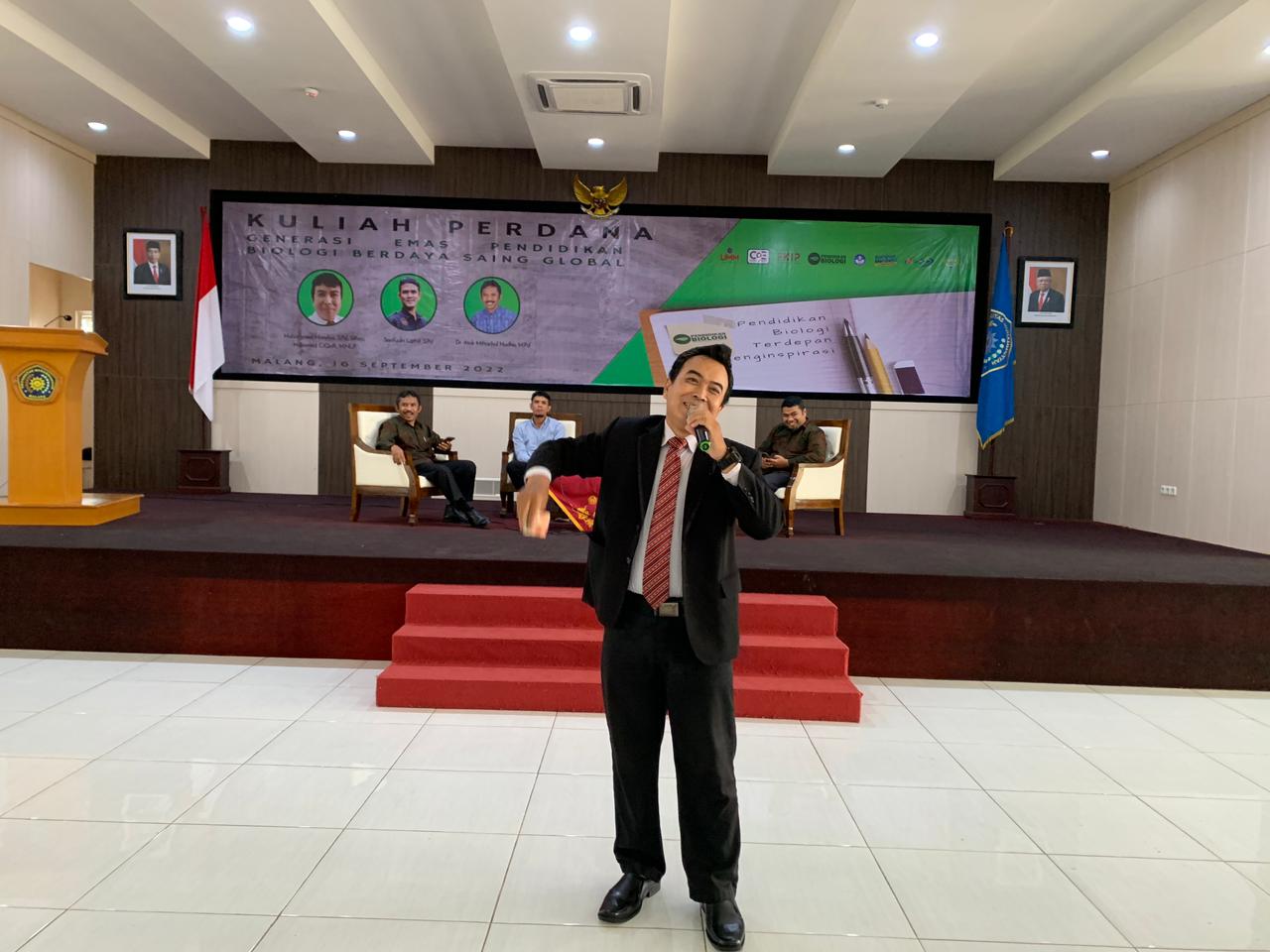 Muhammad Masyhur, S.Pd., S.Kep.,M.Biomed atraktif menguraikan edupreneurship di hadapan 250 mahasiswa